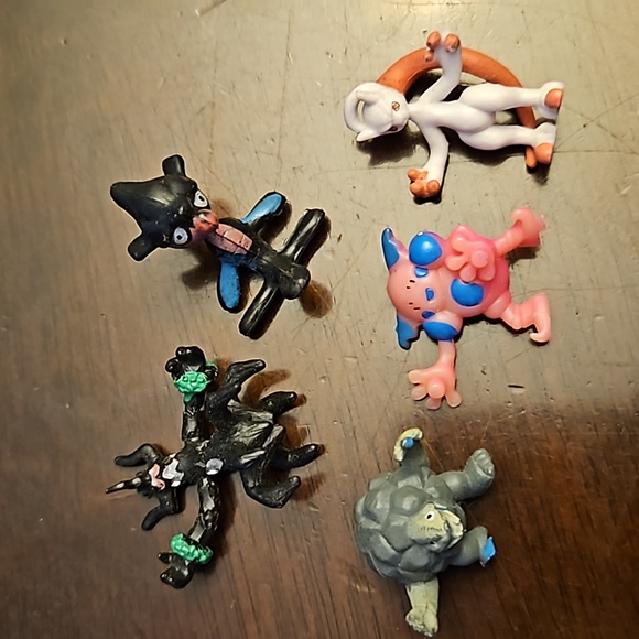 Misc mini action figures - Picture 4 of 4